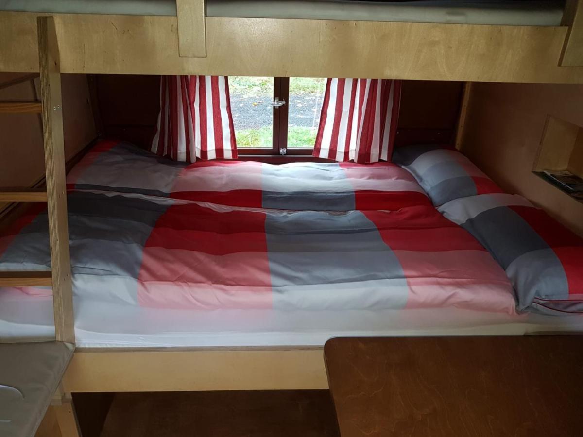 Schlaffässer Am Schmetterlingspark Campingplatz