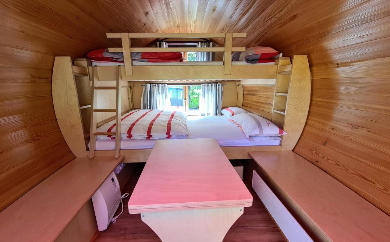 Campingplatz Schlaffässer Am Schmetterlingspark Uslar
